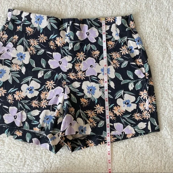 Gap Floral Print Shorts - Picture 8 of 10